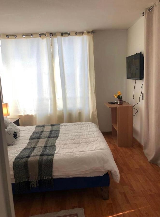 Amoblados Guscar Apartment ซานติอาโก ภายนอก รูปภาพ