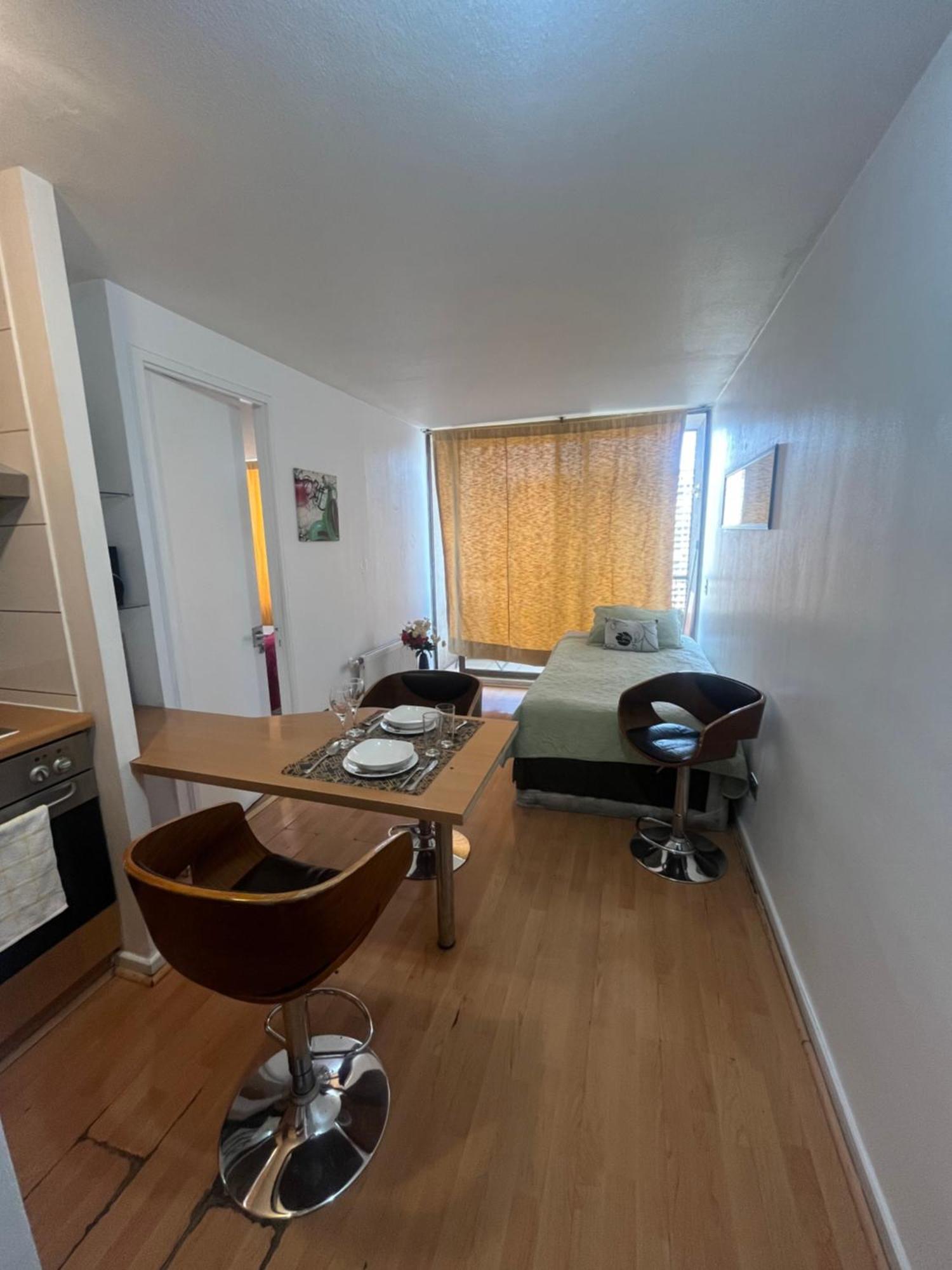 Amoblados Guscar Apartment ซานติอาโก ภายนอก รูปภาพ
