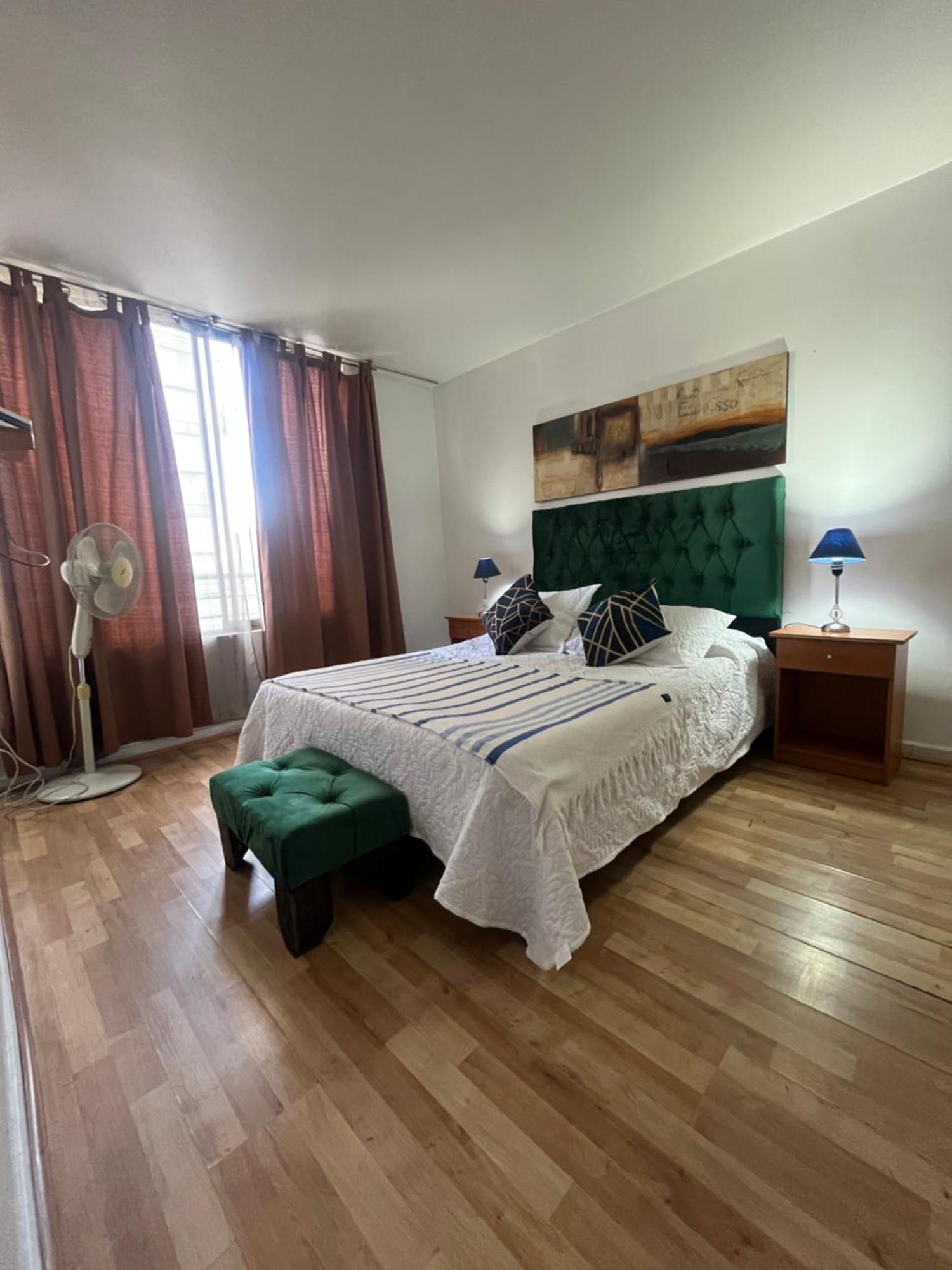 Amoblados Guscar Apartment ซานติอาโก ภายนอก รูปภาพ