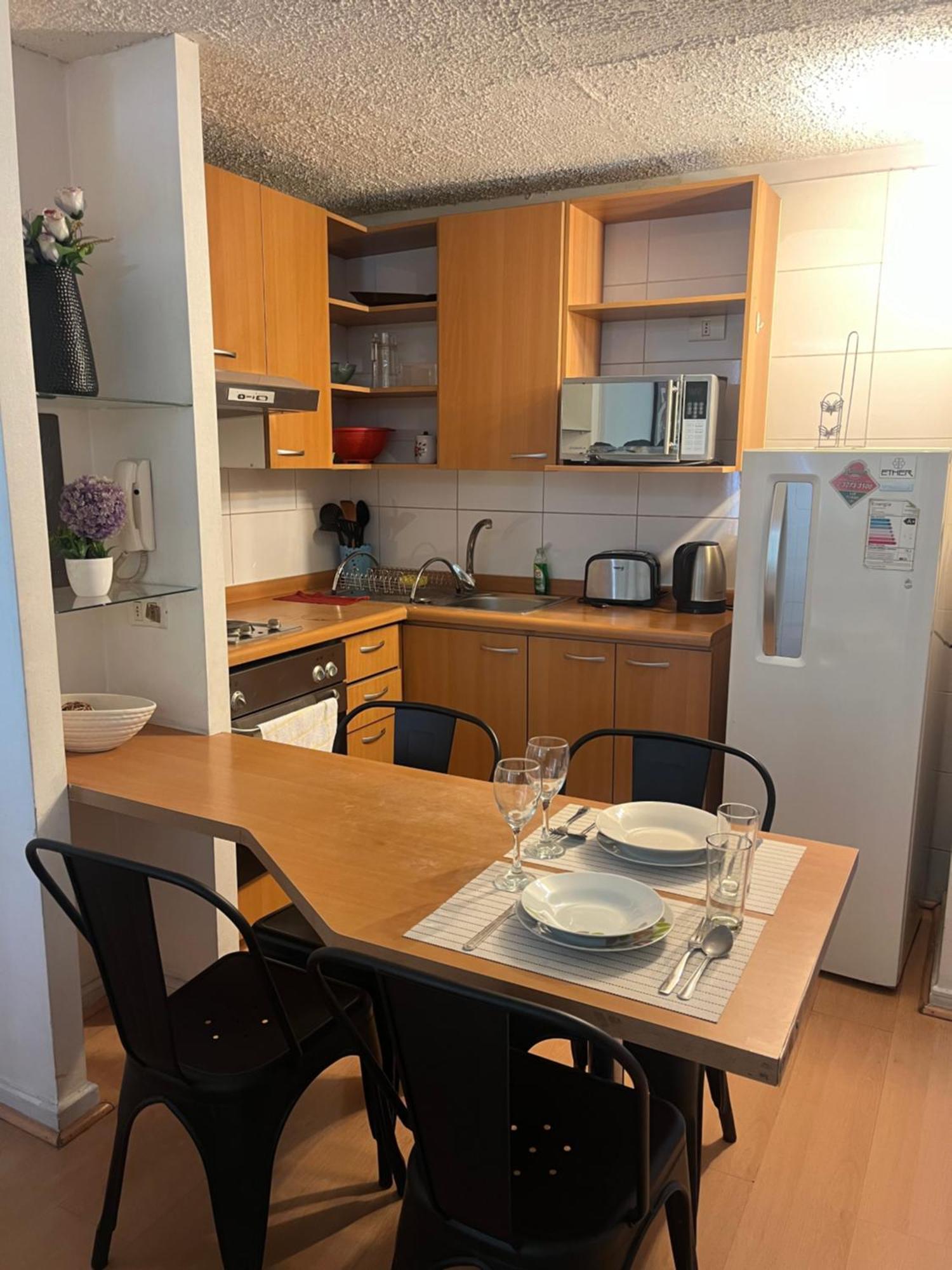Amoblados Guscar Apartment ซานติอาโก ภายนอก รูปภาพ