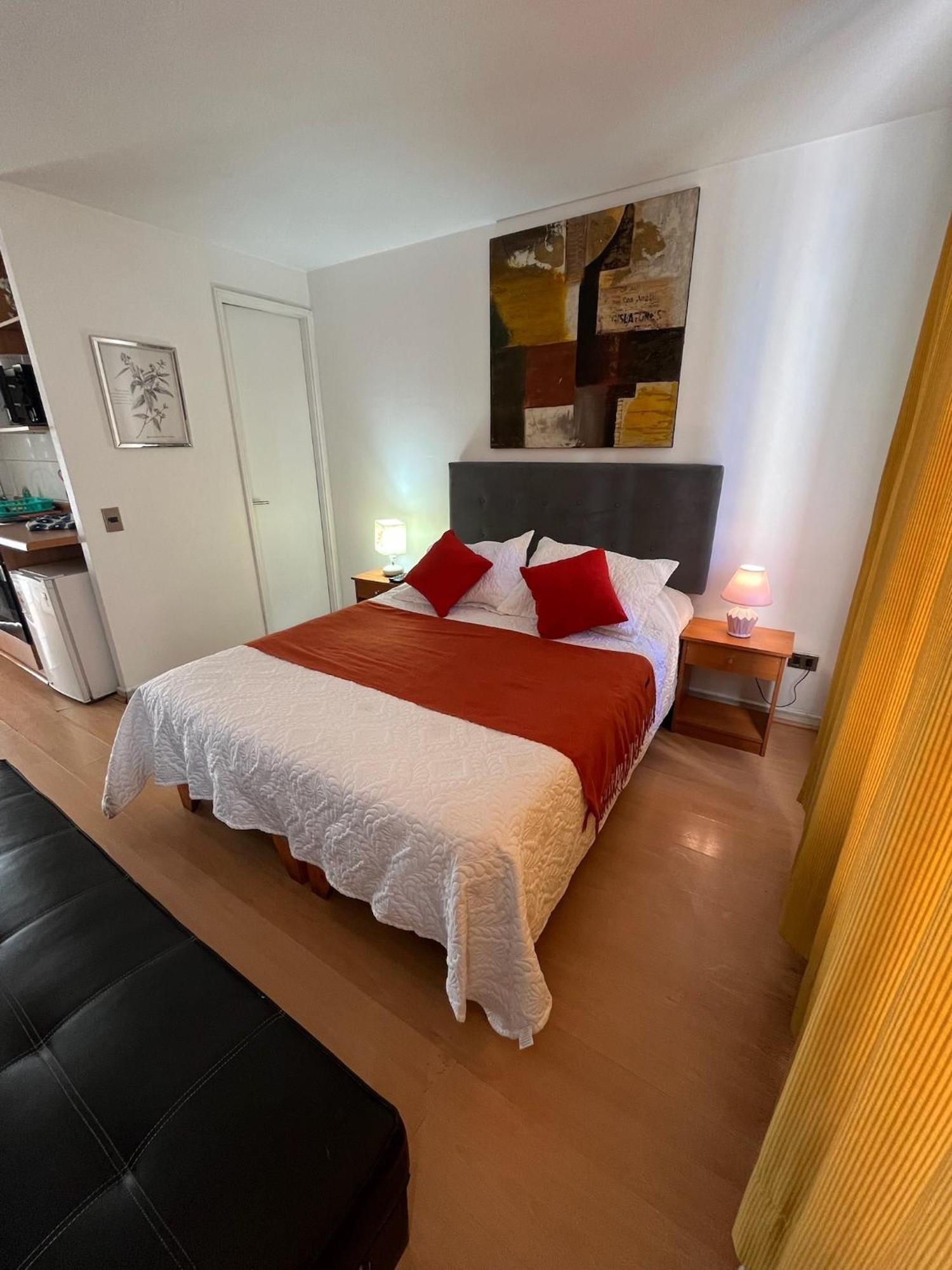 Amoblados Guscar Apartment ซานติอาโก ภายนอก รูปภาพ