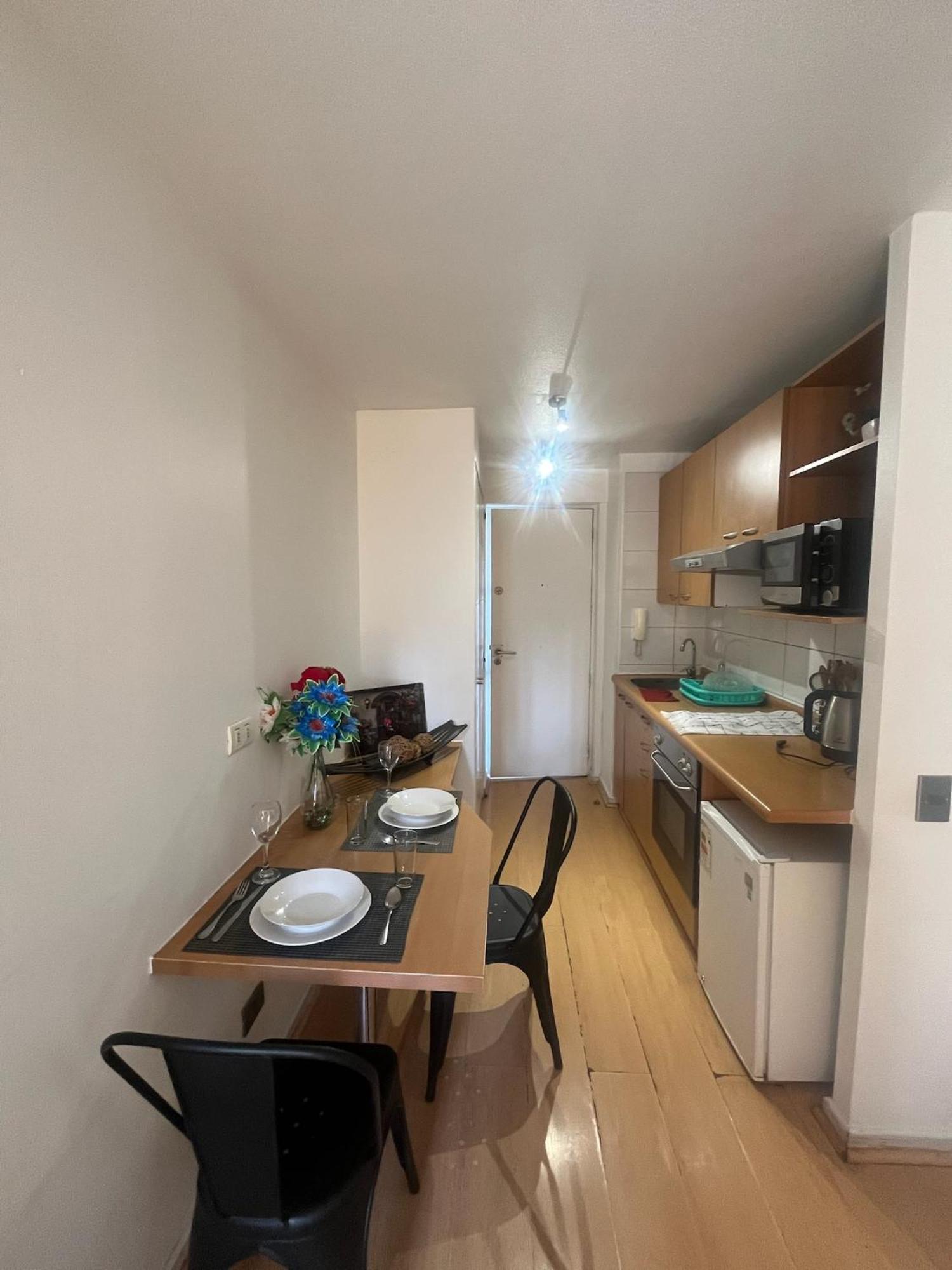 Amoblados Guscar Apartment ซานติอาโก ภายนอก รูปภาพ