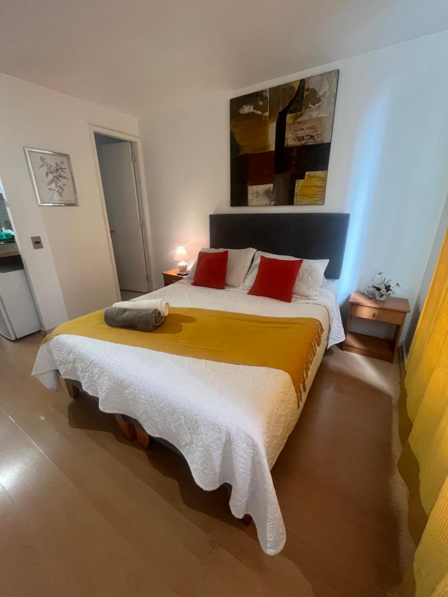 Amoblados Guscar Apartment ซานติอาโก ภายนอก รูปภาพ